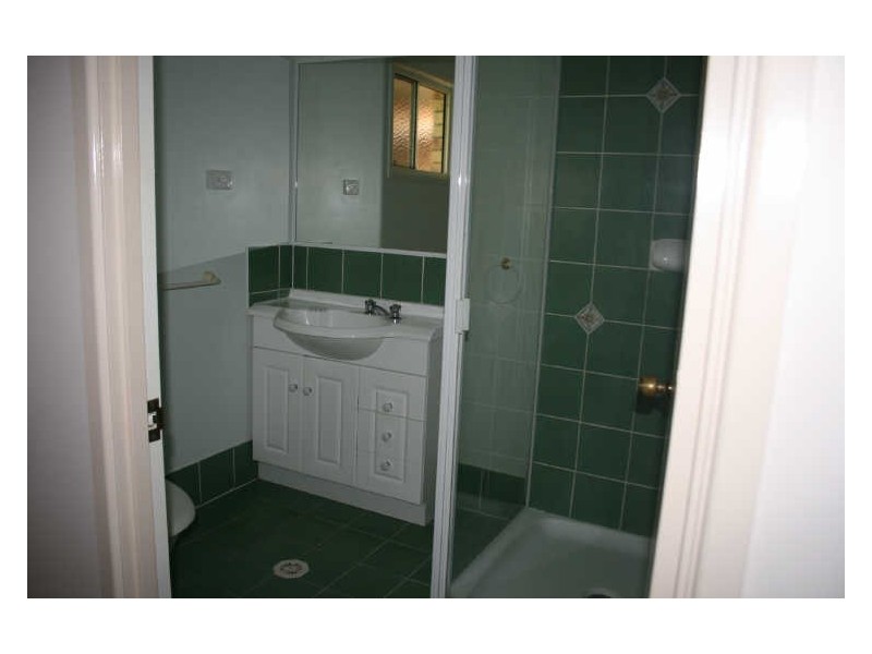 6 Staunton Street, Emerald QLD 4720