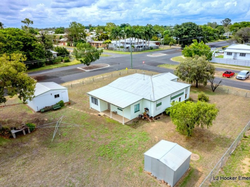 24 Theresa Street, Emerald QLD 4720
