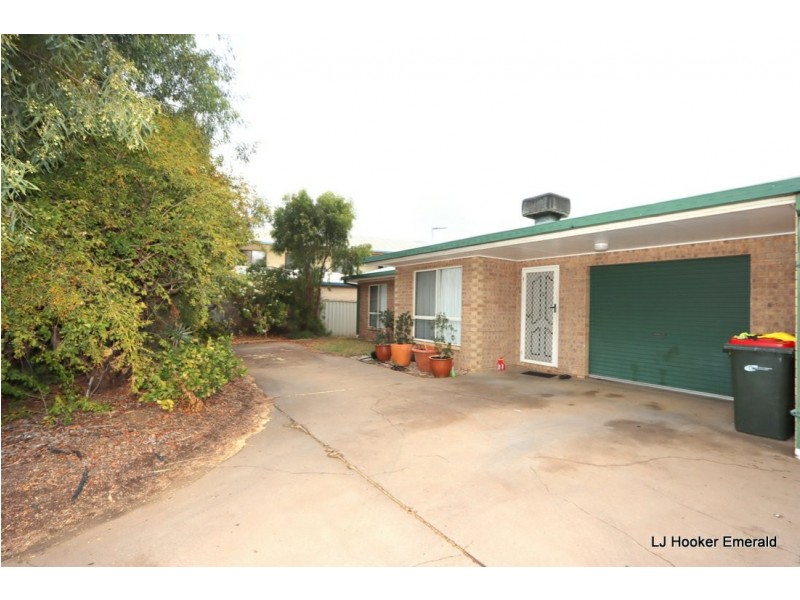 Units 1 & 2/165 Opal Street, Emerald QLD 4720