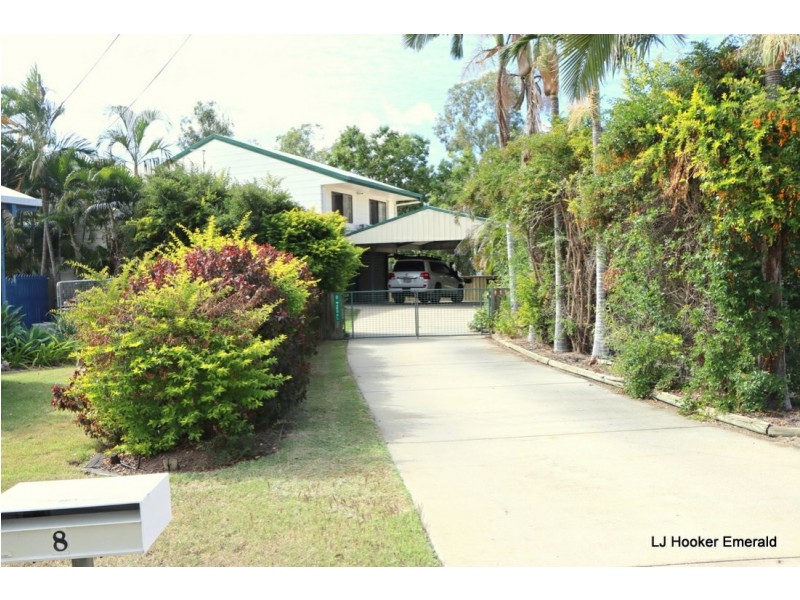 8 Ward Place, Emerald QLD 4720