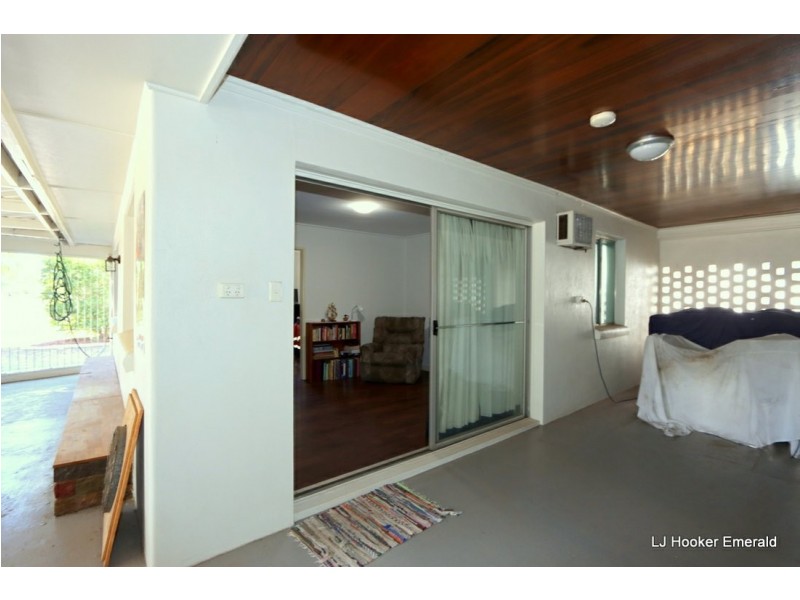 16 Old Airport Drive, Emerald QLD 4720