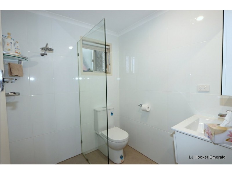 16 Old Airport Drive, Emerald QLD 4720