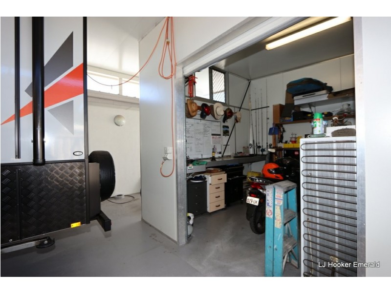 16 Old Airport Drive, Emerald QLD 4720