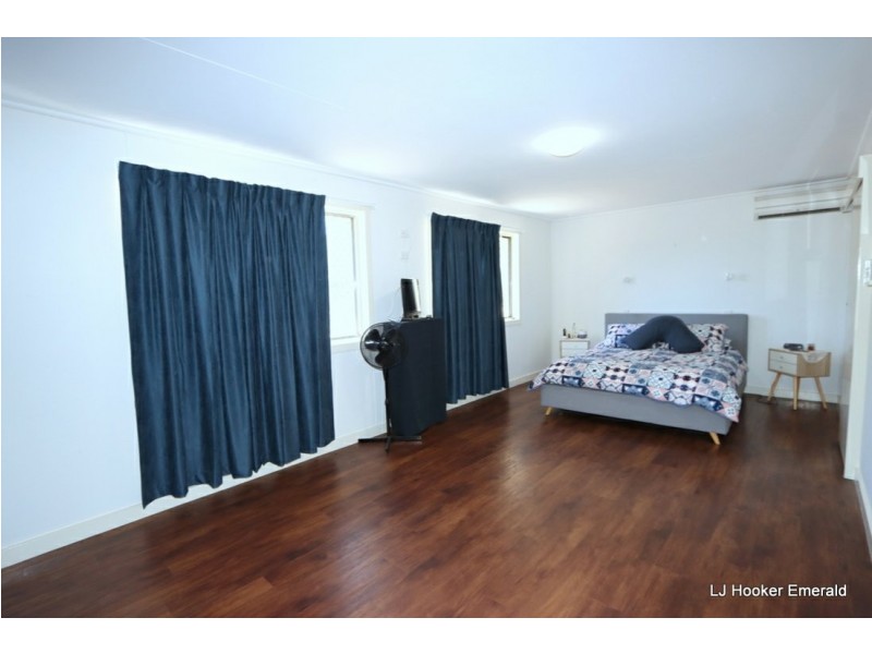 16 Old Airport Drive, Emerald QLD 4720