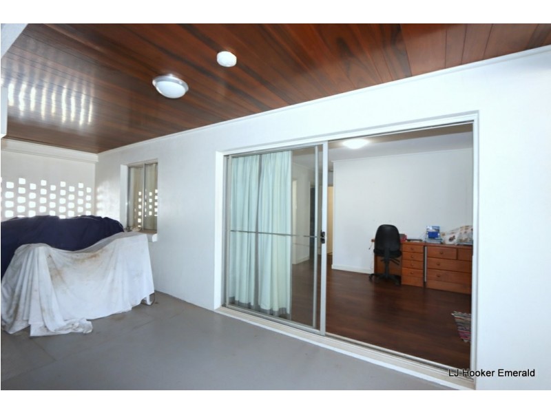 16 Old Airport Drive, Emerald QLD 4720