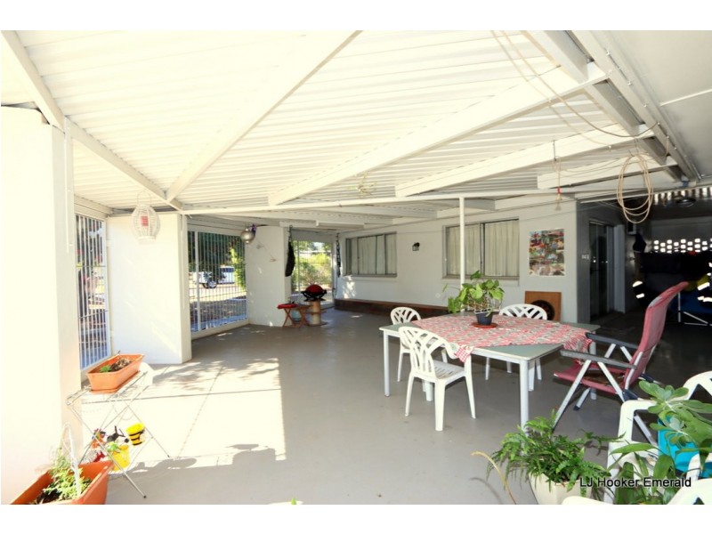 16 Old Airport Drive, Emerald QLD 4720