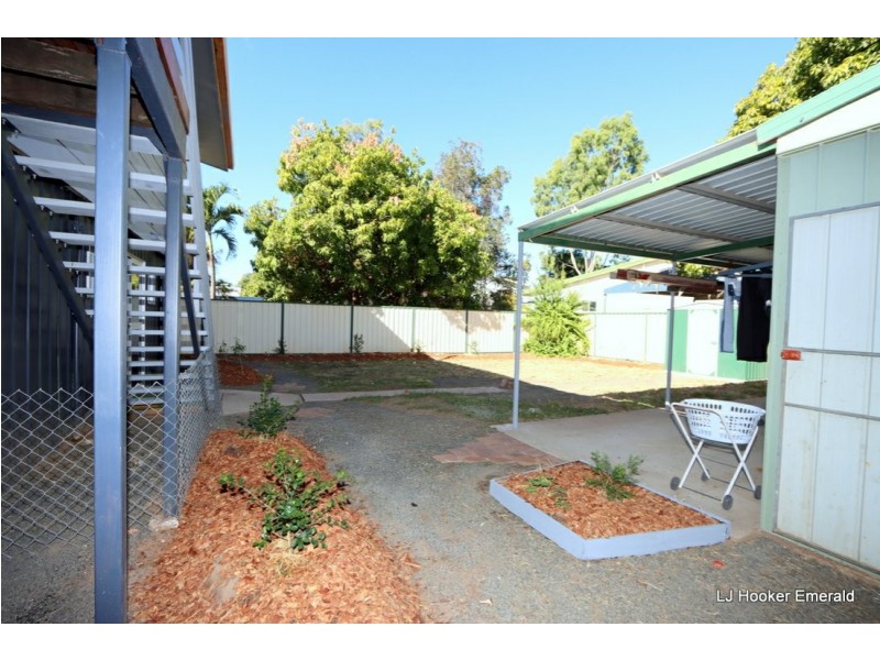 17 Aid St, Emerald QLD 4720