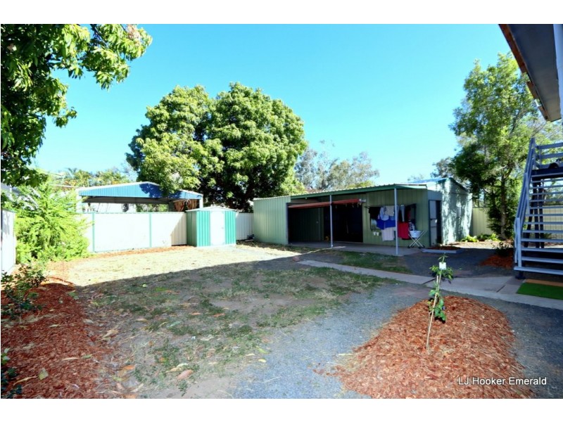 17 Aid St, Emerald QLD 4720