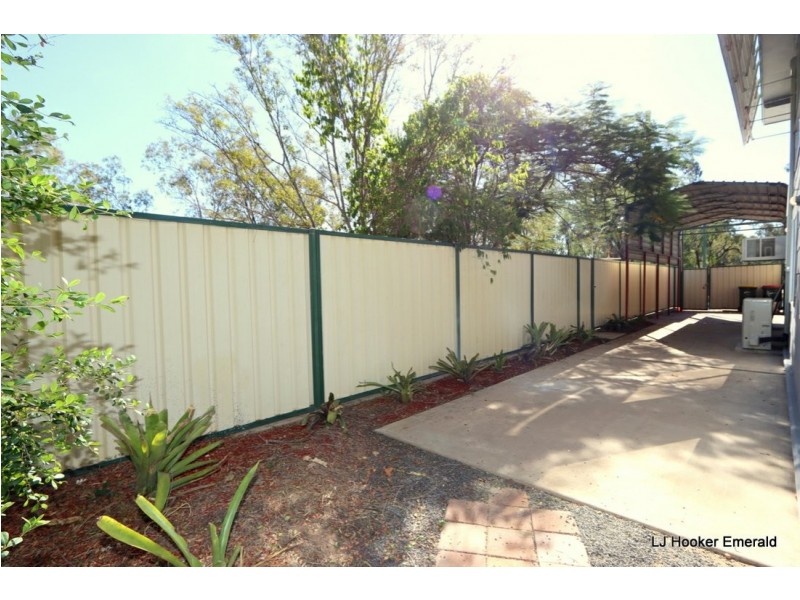 17 Aid St, Emerald QLD 4720