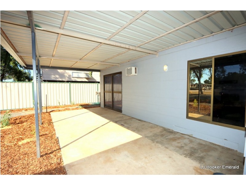 17 Aid St, Emerald QLD 4720