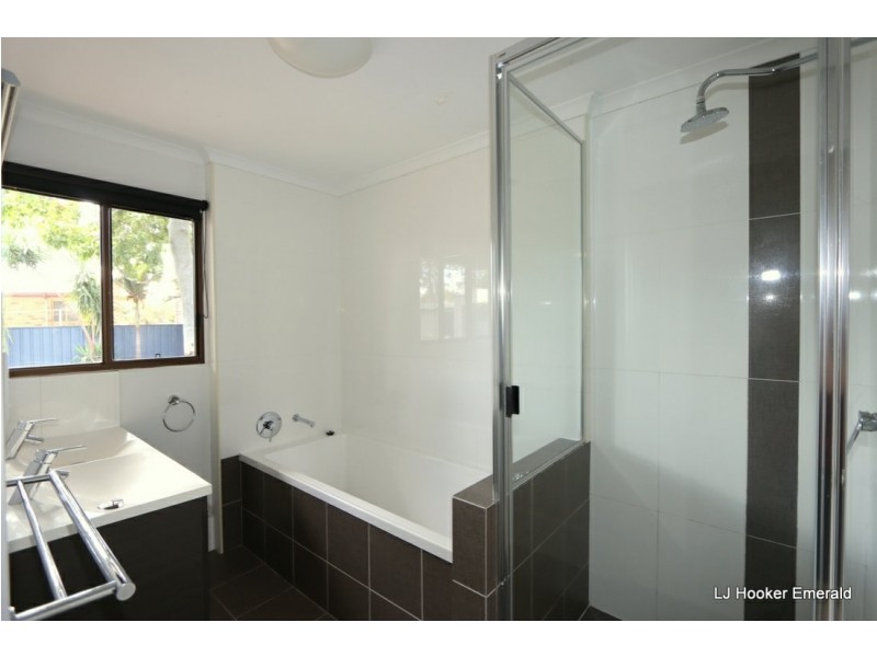 21 Morse Street, Emerald QLD 4720