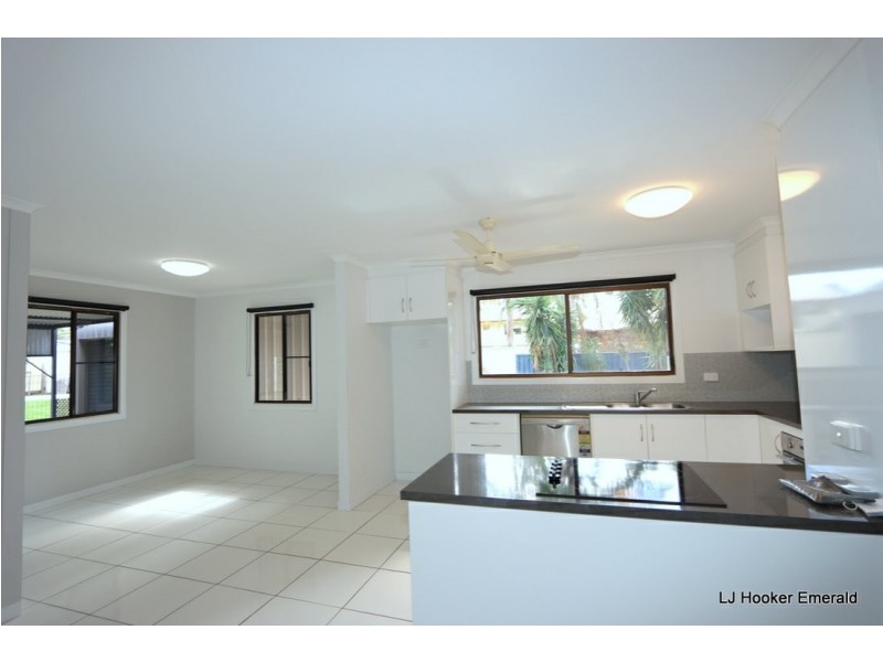 21 Morse Street, Emerald QLD 4720