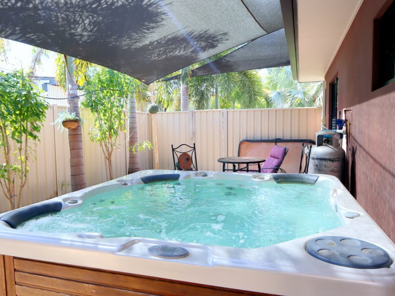 79 Dundas Street, Emerald QLD 4720