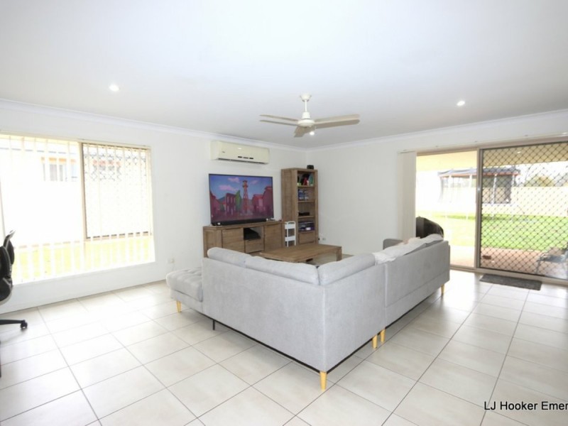 7 Lakeside Drive, Emerald QLD 4720