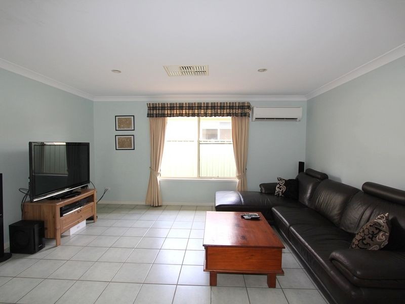 21 Statesmans Drive, Emerald QLD 4720