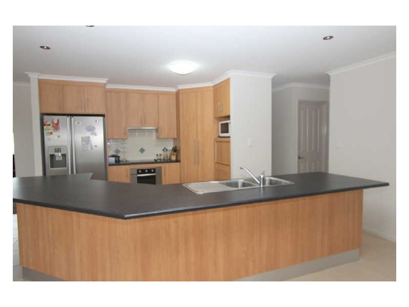 11 Chandon Court, Emerald QLD 4720