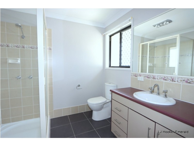 51 Jeppesen Drive, Emerald QLD 4720