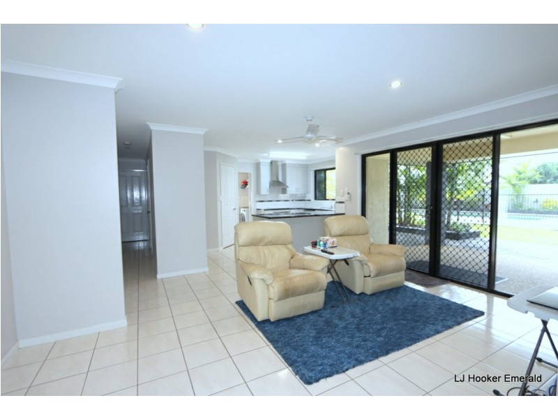 51 Jeppesen Drive, Emerald QLD 4720