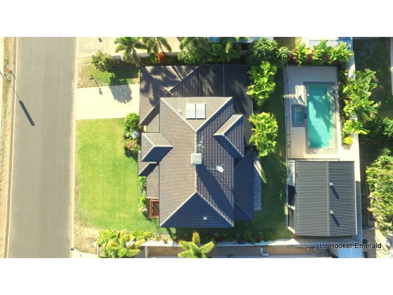 51 Jeppesen Drive, Emerald QLD 4720