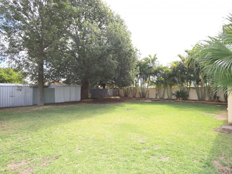 25 Diamond Avenue, Emerald QLD 4720