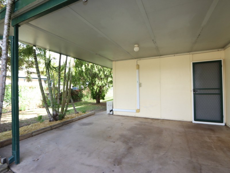 25 Diamond Avenue, Emerald QLD 4720