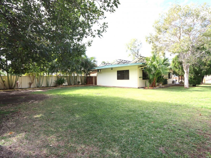 25 Diamond Avenue, Emerald QLD 4720