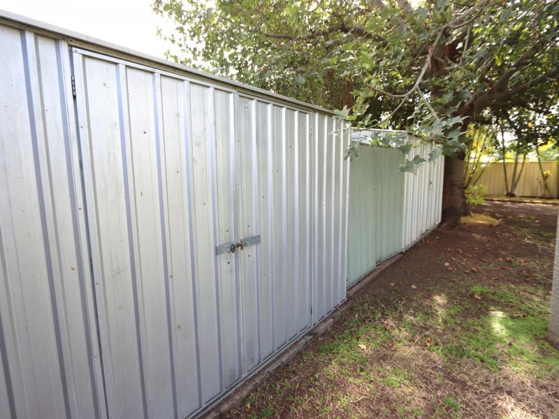 25 Diamond Avenue, Emerald QLD 4720