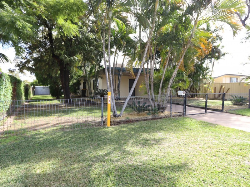 25 Diamond Avenue, Emerald QLD 4720