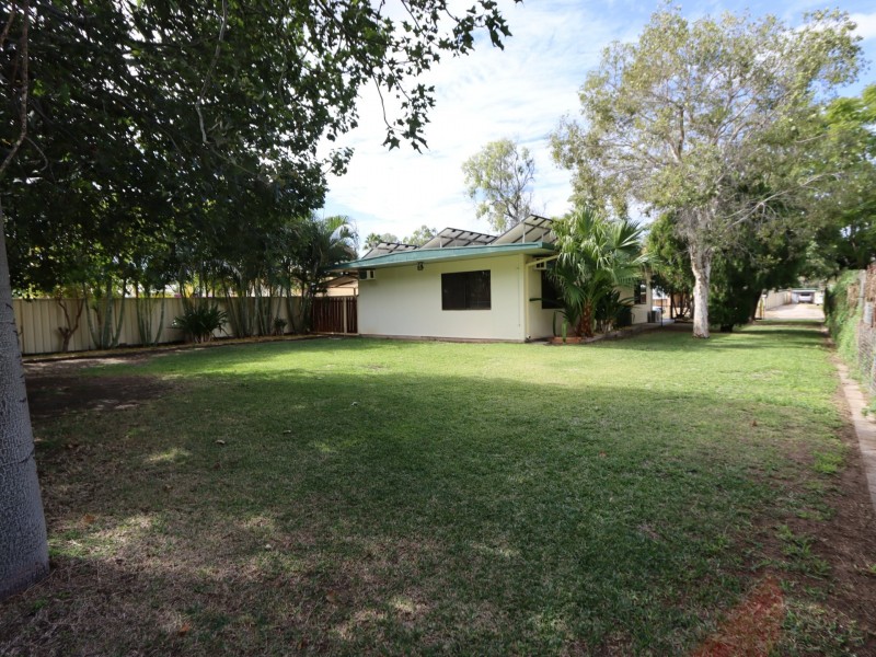 25 Diamond Avenue, Emerald QLD 4720