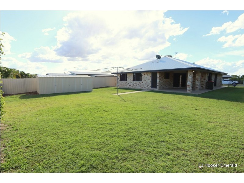 12 Saville Street, Emerald QLD 4720