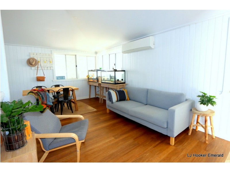 54 Yamala St, Emerald QLD 4720