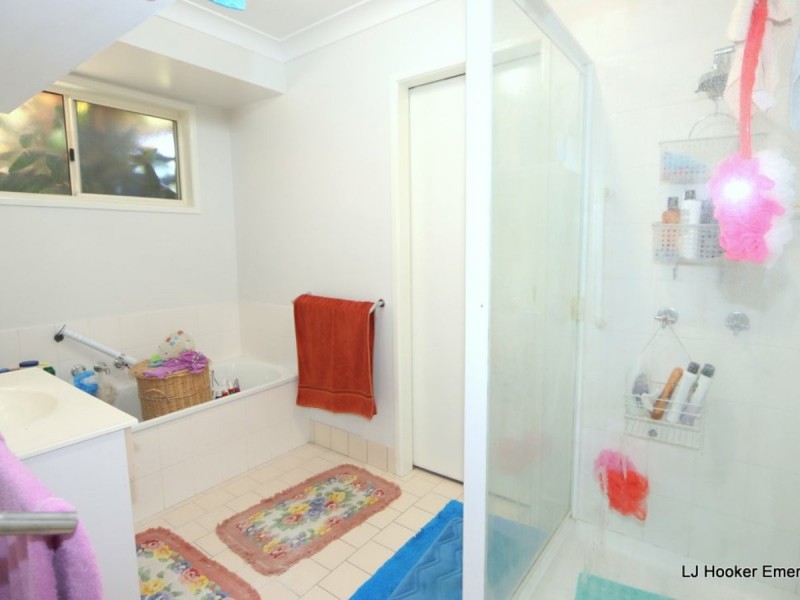 76 Staal Crescentl, Emerald QLD 4720