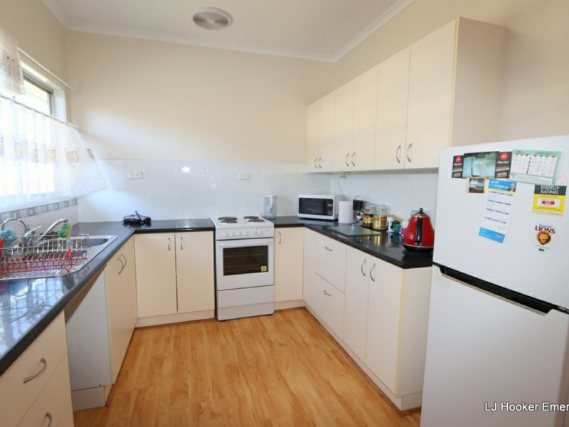 16 Bridgeman Street, Emerald QLD 4720