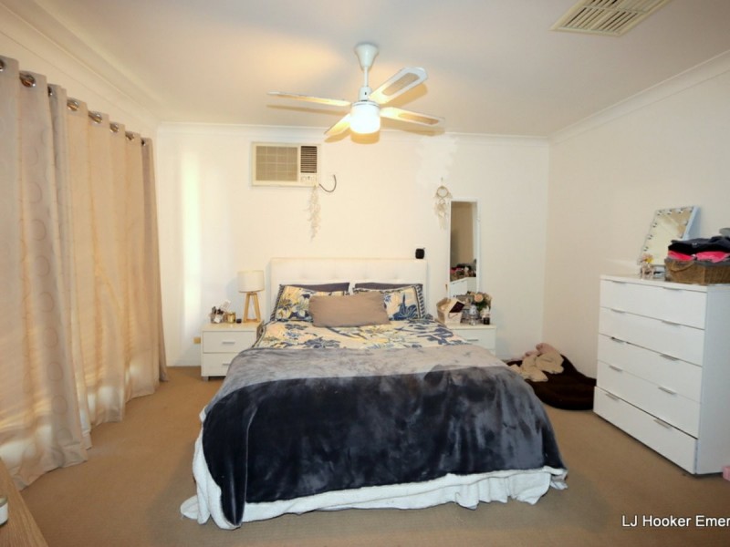 2B Sharlyn Crescent,, Emerald QLD 4720