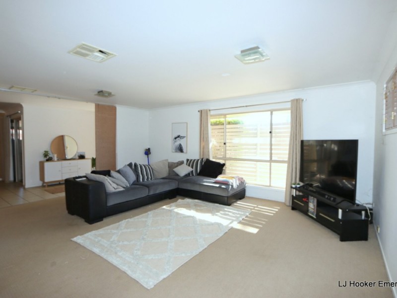 2B Sharlyn Crescent,, Emerald QLD 4720