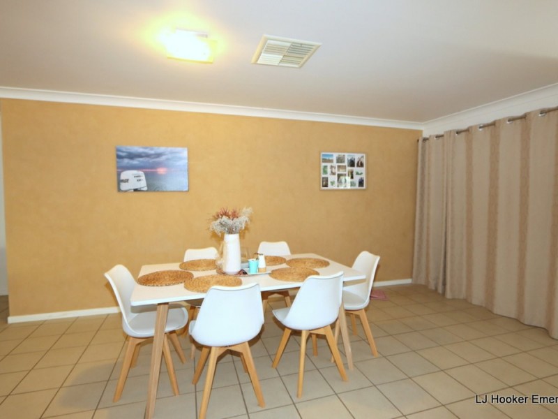 2B Sharlyn Crescent,, Emerald QLD 4720