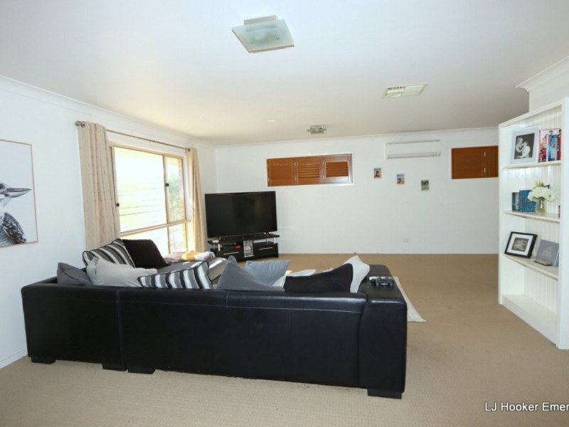 2B Sharlyn Crescent,, Emerald QLD 4720