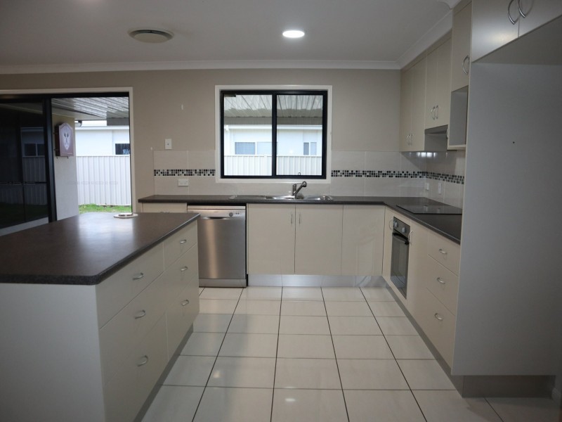 3 Eagle Street, Emerald QLD 4720