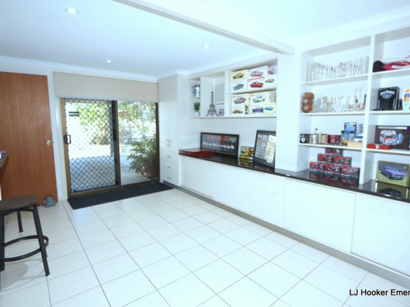 2 Ward Place, Emerald QLD 4720