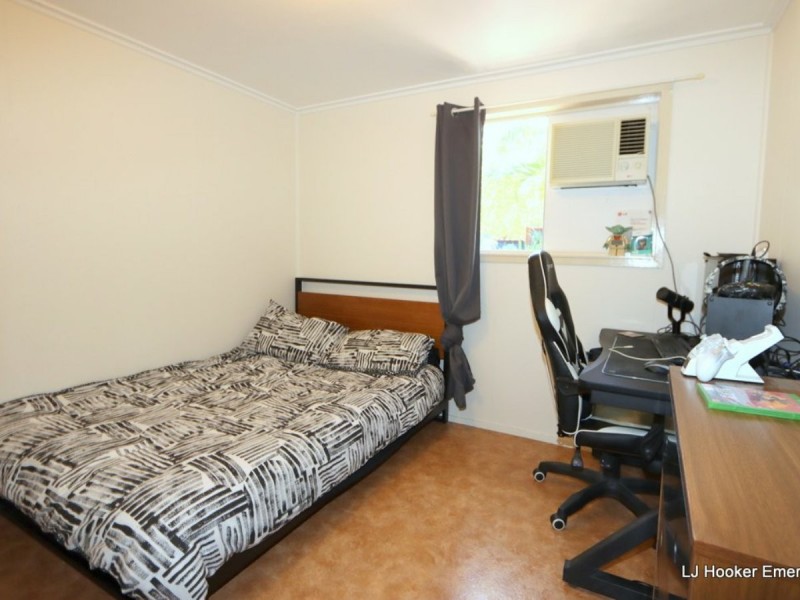 2 Ward Place, Emerald QLD 4720