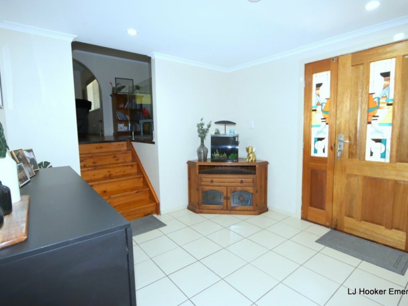 2 Ward Place, Emerald QLD 4720