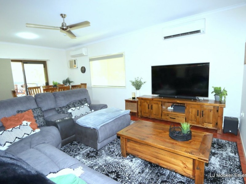 2 Ward Place, Emerald QLD 4720