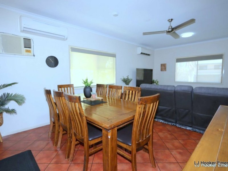2 Ward Place, Emerald QLD 4720