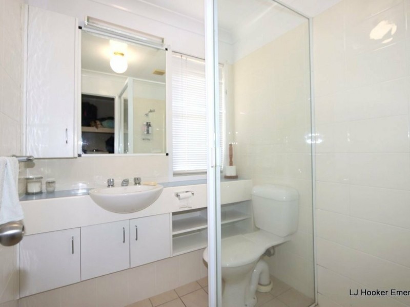 14 Jacqueline Drive, Emerald QLD 4720