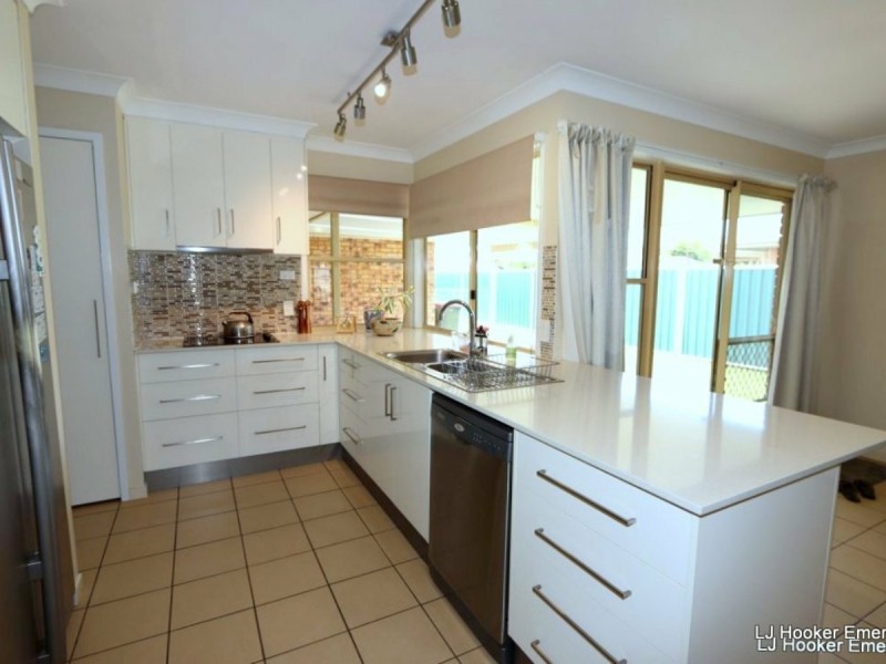 14 Jacqueline Drive, Emerald QLD 4720