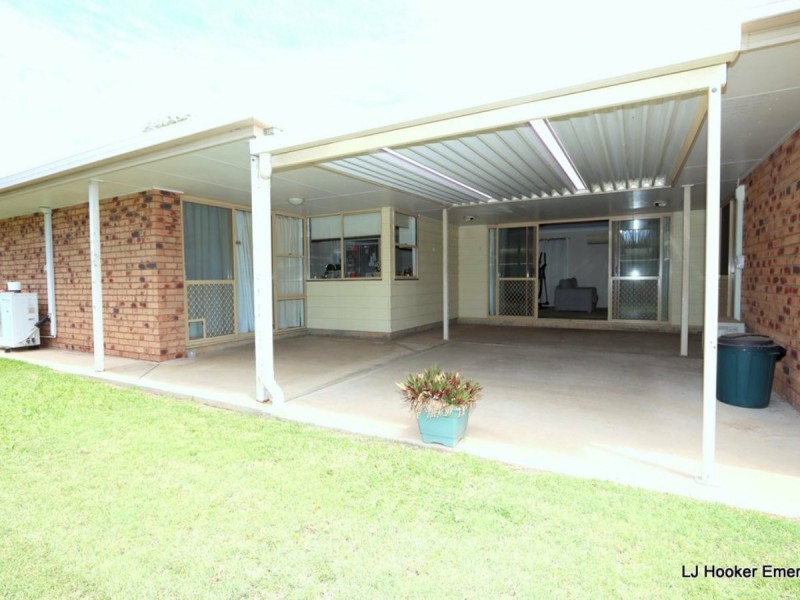 14 Jacqueline Drive, Emerald QLD 4720