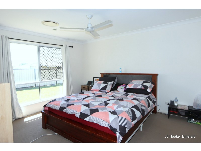 75 Mayfair Drive, Emerald QLD 4720