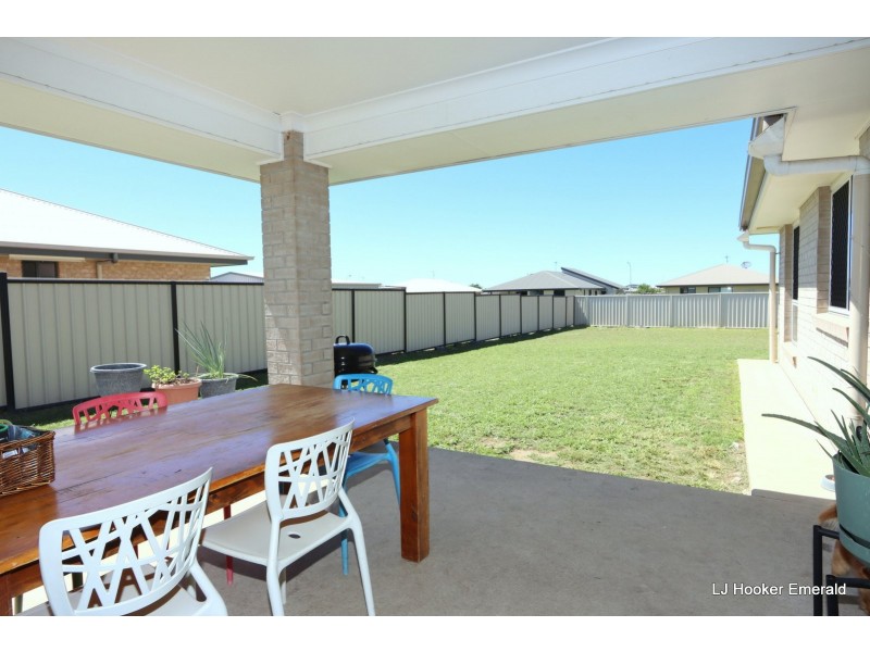 75 Mayfair Drive, Emerald QLD 4720