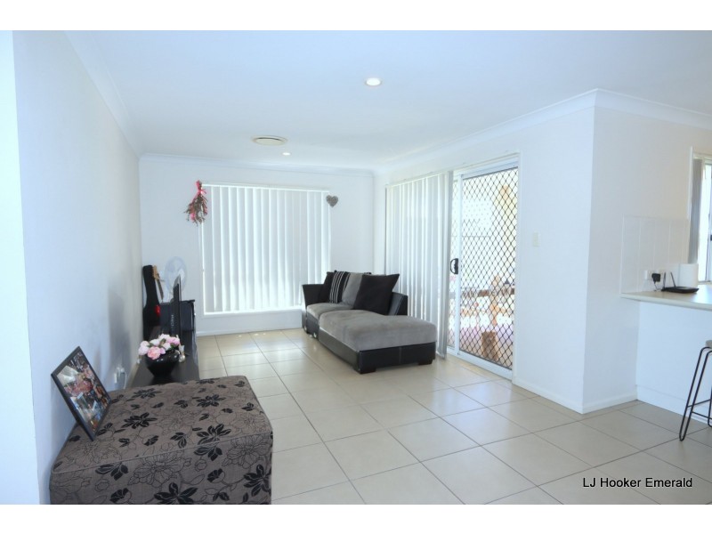 75 Mayfair Drive, Emerald QLD 4720