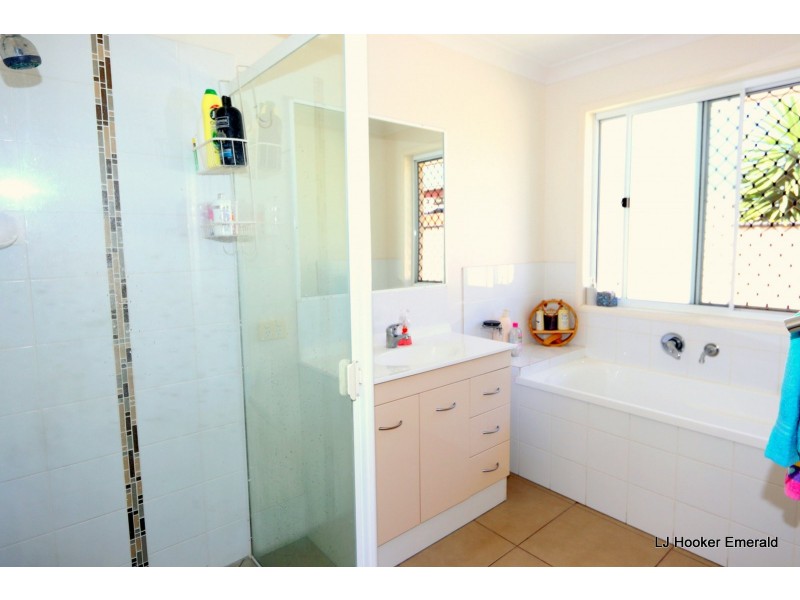 75 Mayfair Drive, Emerald QLD 4720